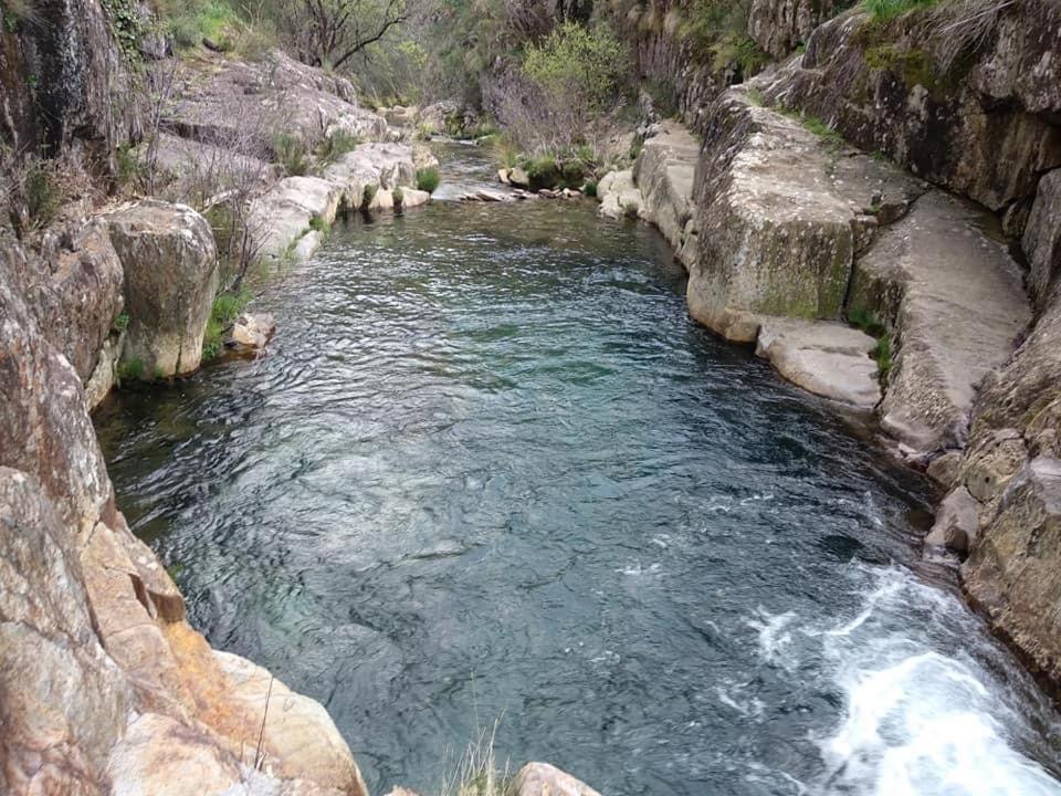 O Refugio Do Mineiro Apartment Arouca Luaran gambar